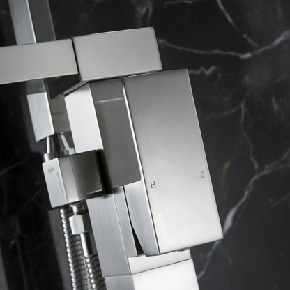 Lisandro Vrijstaande Badkraan – Watervaluitloop – Geborsteld nikkel