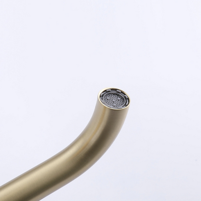 Angelica wastafelkraan op blad - geborsteld goud