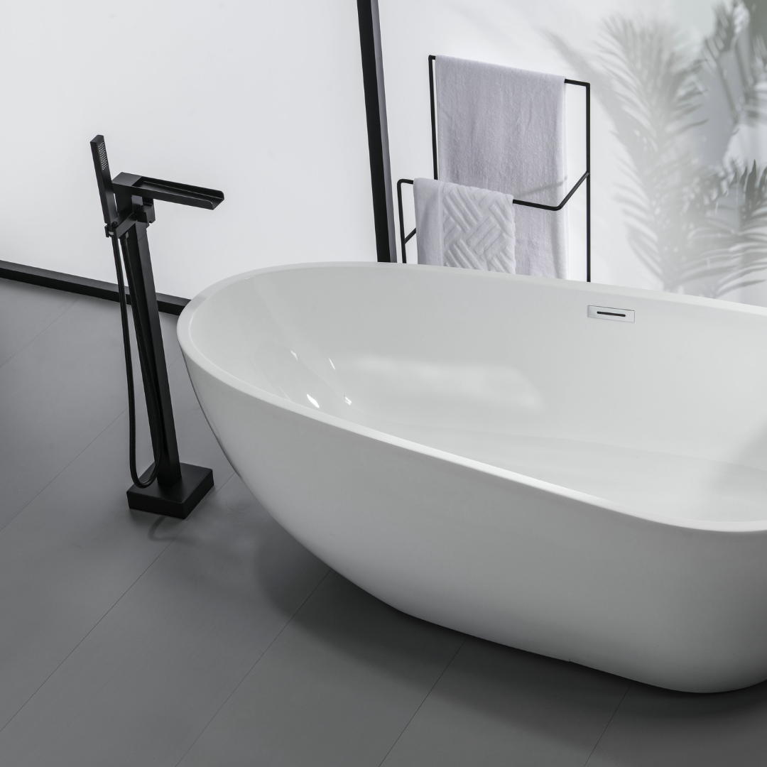 Lisandro Vrijstaande Badkraan – Watervaluitloop – Matzwart