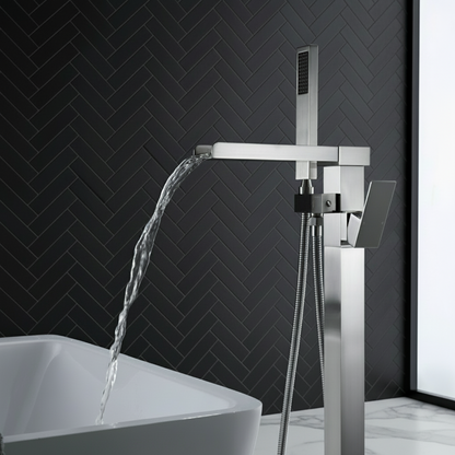 Lisandro Vrijstaande Badkraan – Watervaluitloop – Geborsteld nikkel