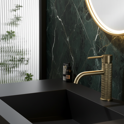 Angelica wastafelkraan op blad - geborsteld goud